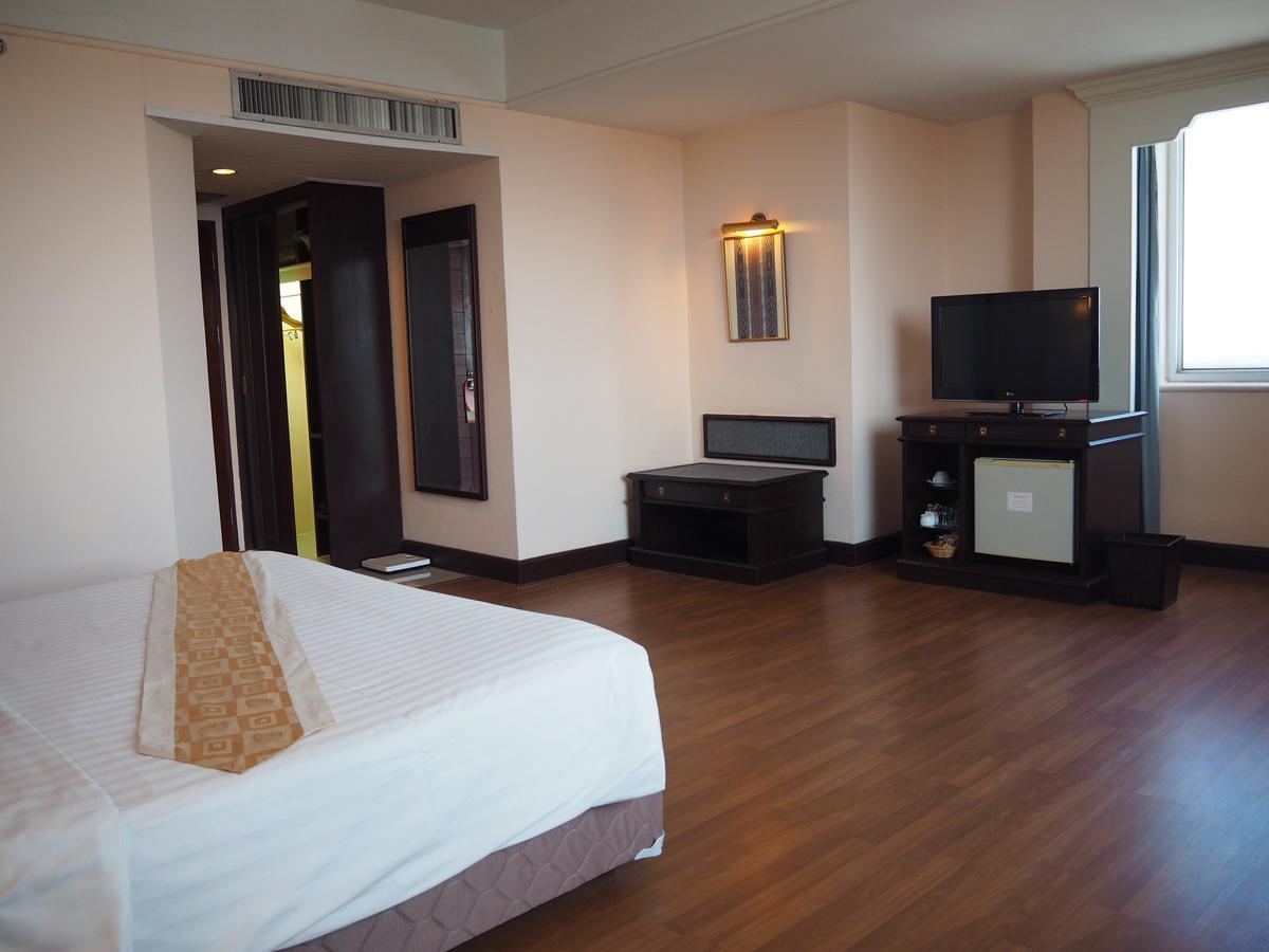 Charoen Thani Hotel, Khon Kaen Exteriör bild