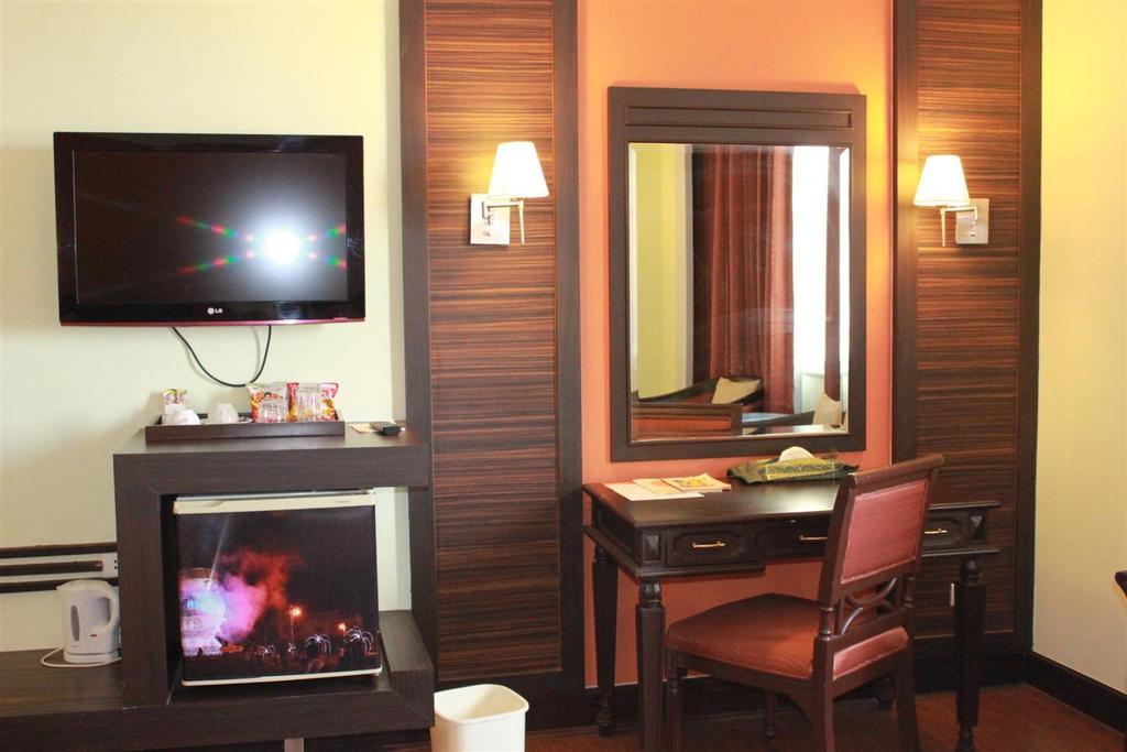 Charoen Thani Hotel, Khon Kaen Exteriör bild