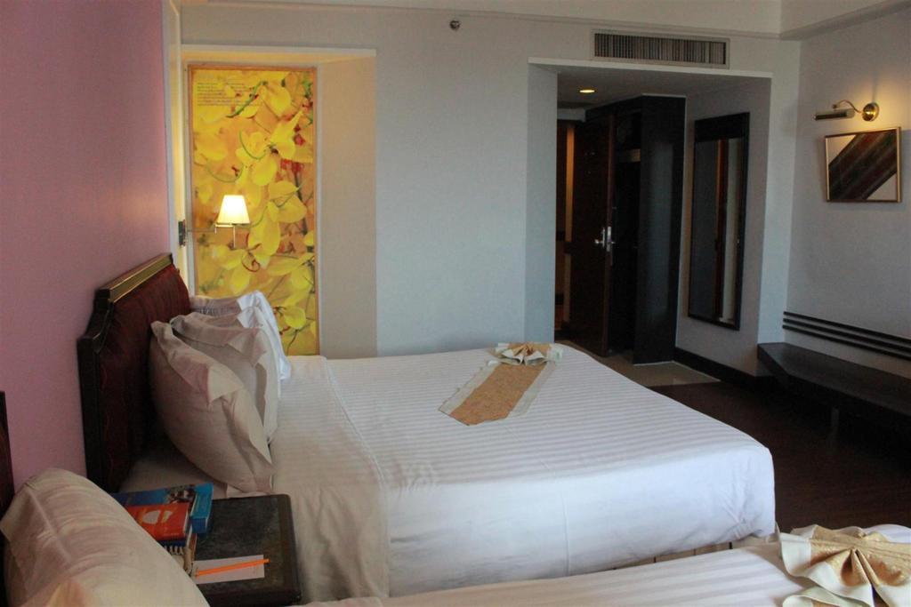 Charoen Thani Hotel, Khon Kaen Exteriör bild
